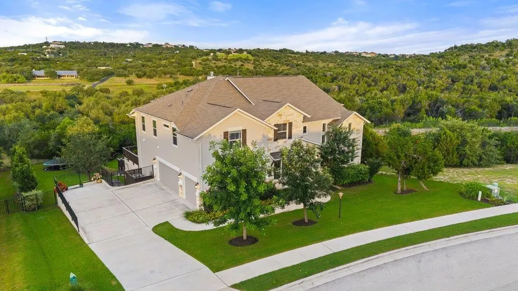 215 Lodestone Lane Austin TX 78738