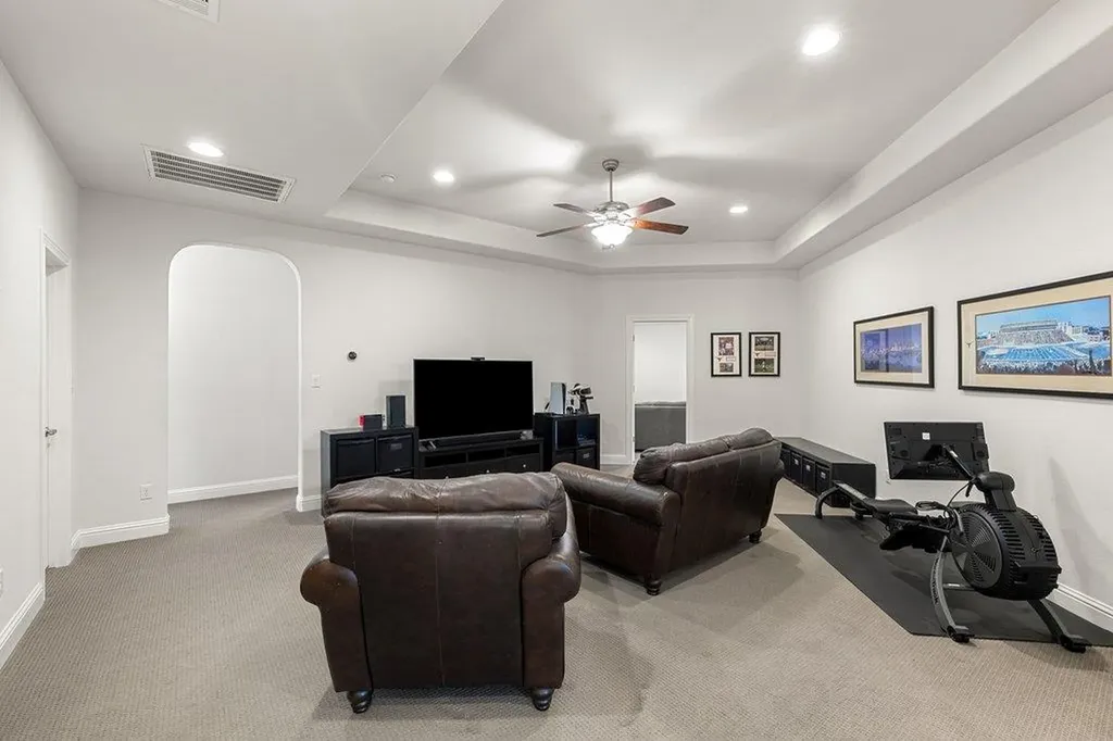 215 Lodestone Lane Austin TX 78738