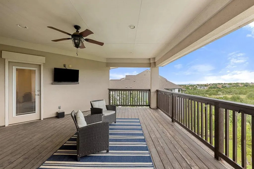 215 Lodestone Lane Austin TX 78738