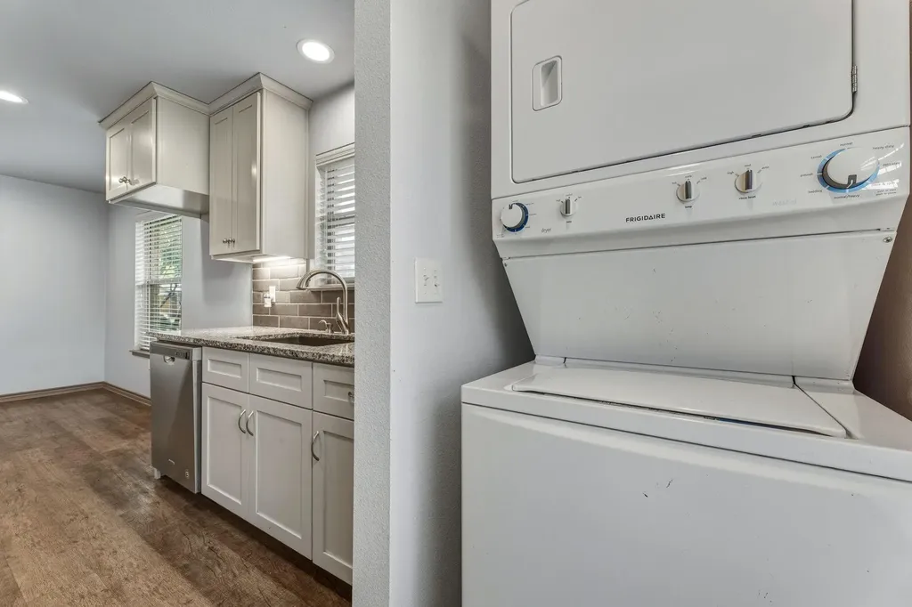 1812 Forestglade Drive Austin TX 78745