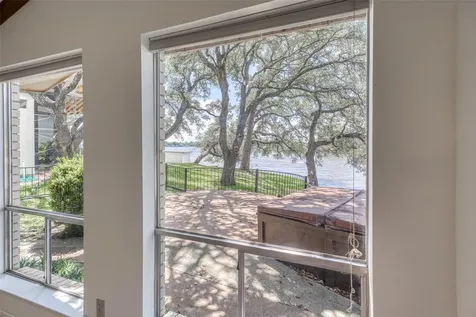 104 Bluebird Lane Highland Haven TX 78654