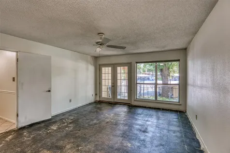 104 Bluebird Lane Highland Haven TX 78654
