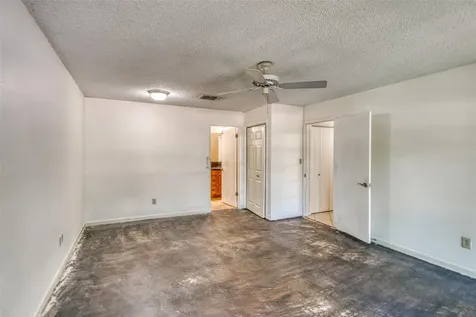 104 Bluebird Lane Highland Haven TX 78654