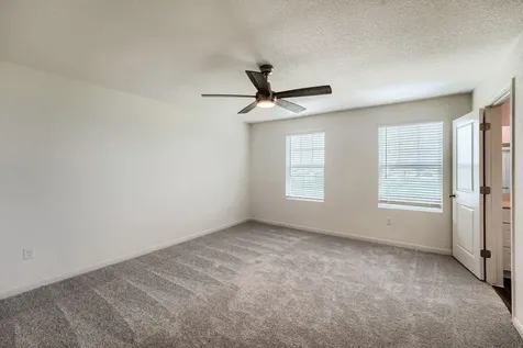 124 Mullen Way Taylor TX 76574