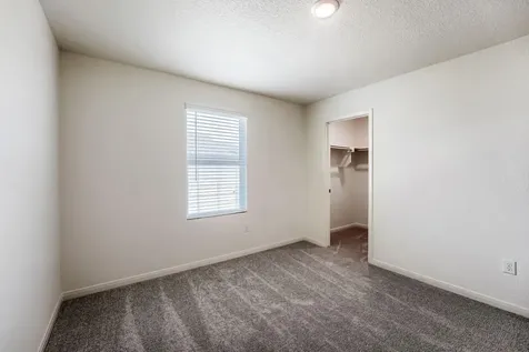124 Mullen Way Taylor TX 76574