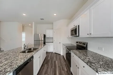 124 Mullen Way Taylor TX 76574