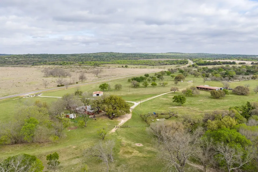 10250 E Fm 501 San Saba TX 76877