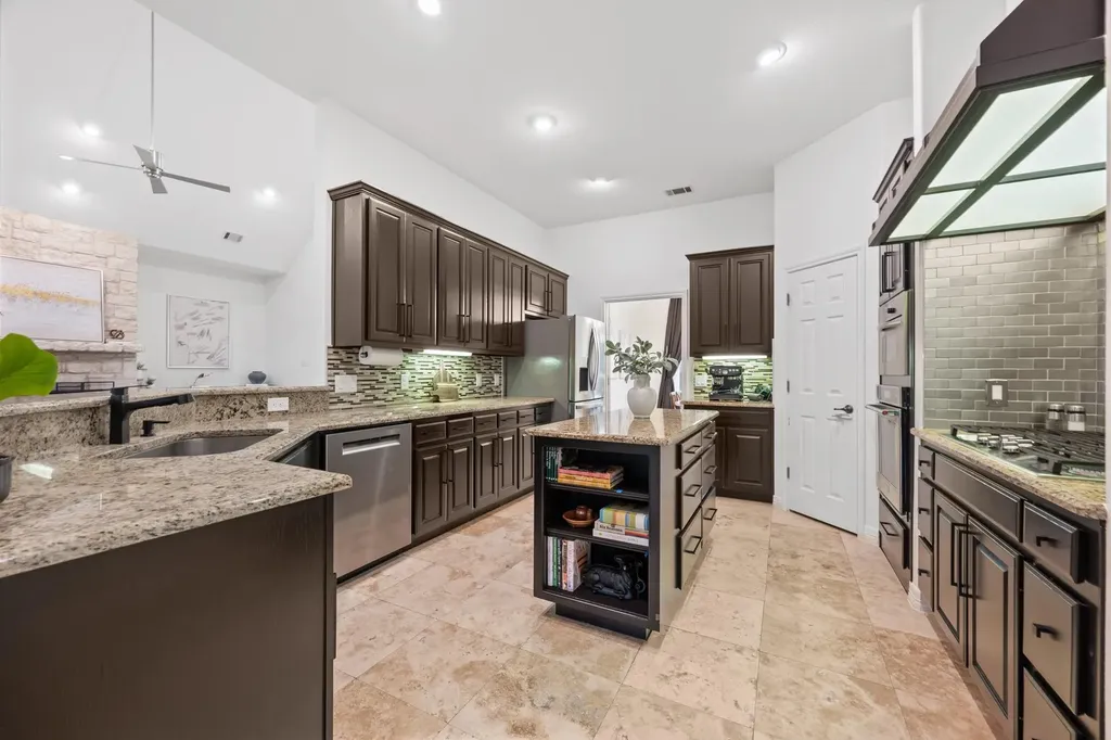 12007 Colleyville Drive Bee Cave TX 78738