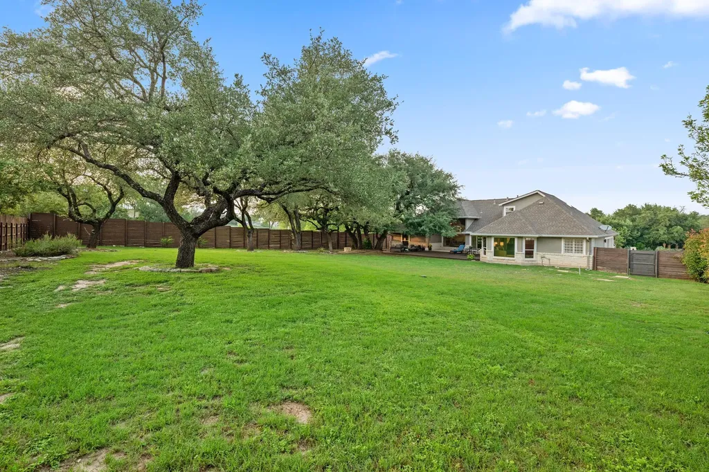 12007 Colleyville Drive Bee Cave TX 78738