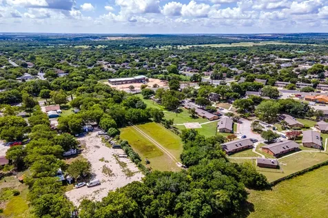 4904 Nuckols Crossing Road Austin TX 78744