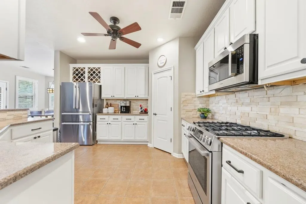 540 Manchester Lane Austin TX 78737