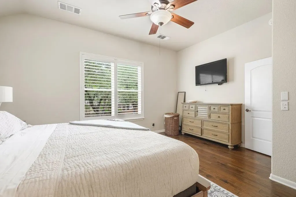 540 Manchester Lane Austin TX 78737