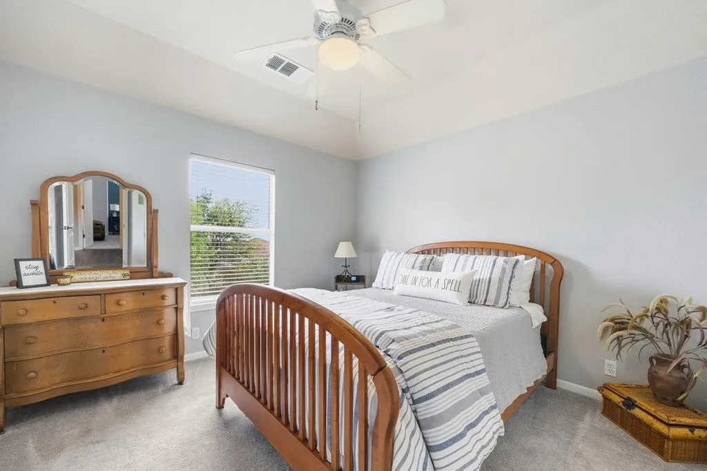 540 Manchester Lane Austin TX 78737