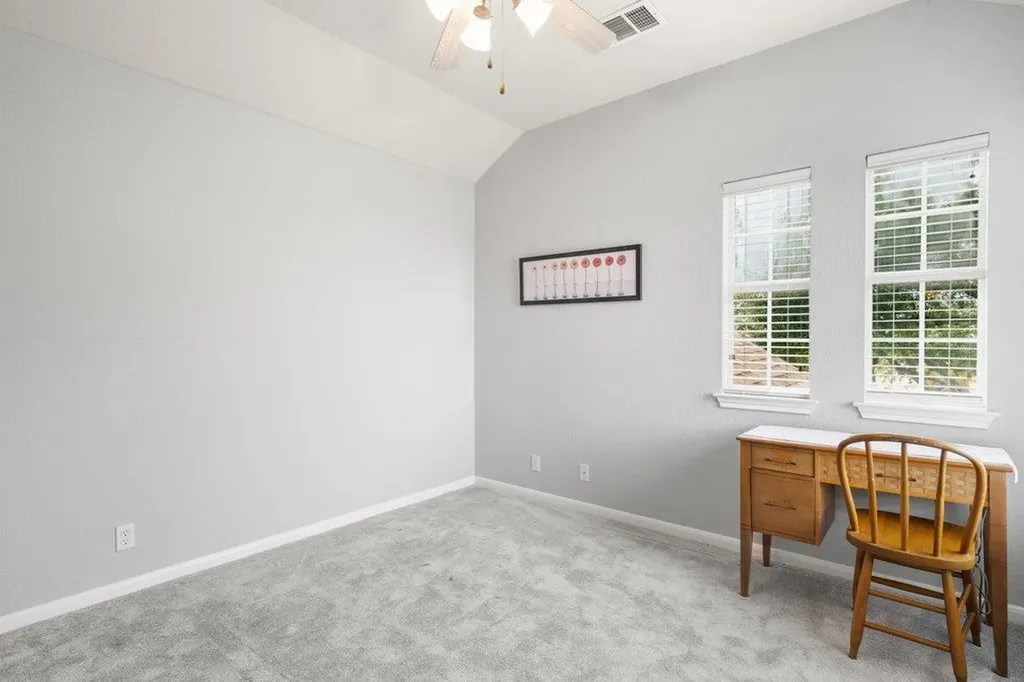 540 Manchester Lane Austin TX 78737