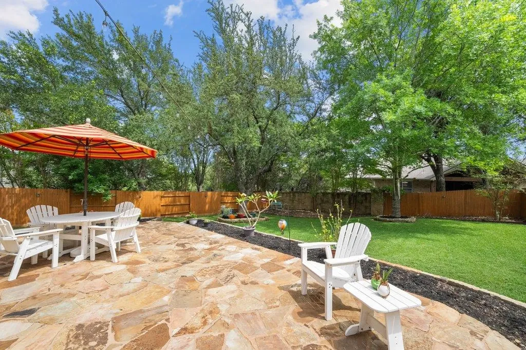 540 Manchester Lane Austin TX 78737