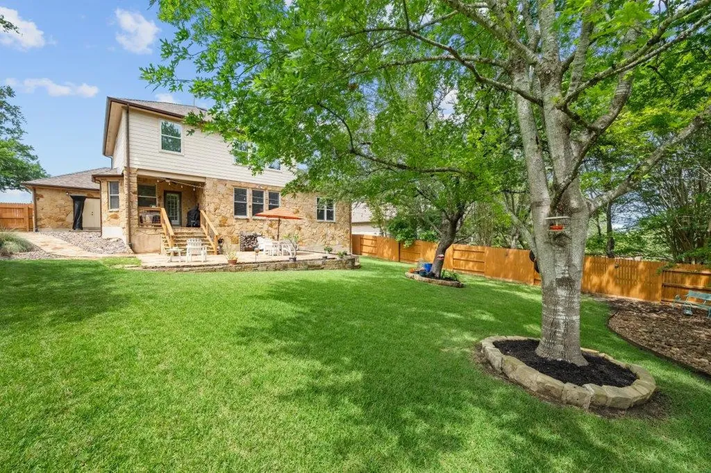 540 Manchester Lane Austin TX 78737