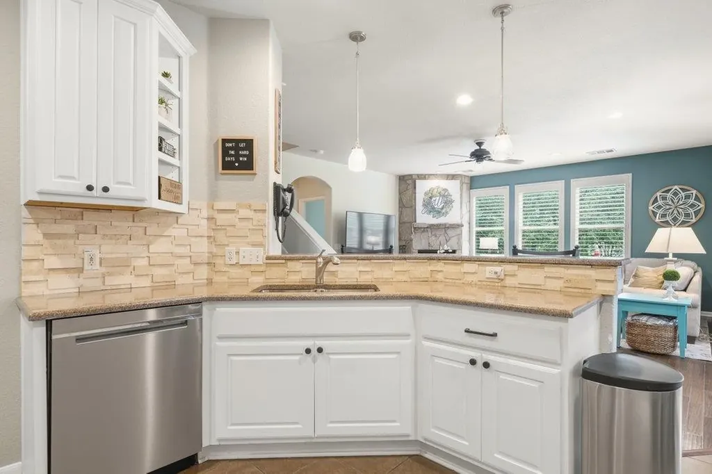 540 Manchester Lane Austin TX 78737