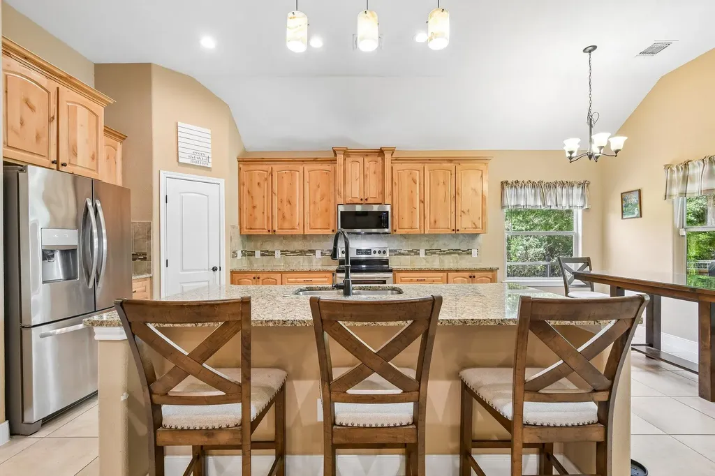 141 Upola Court Bastrop TX 78602