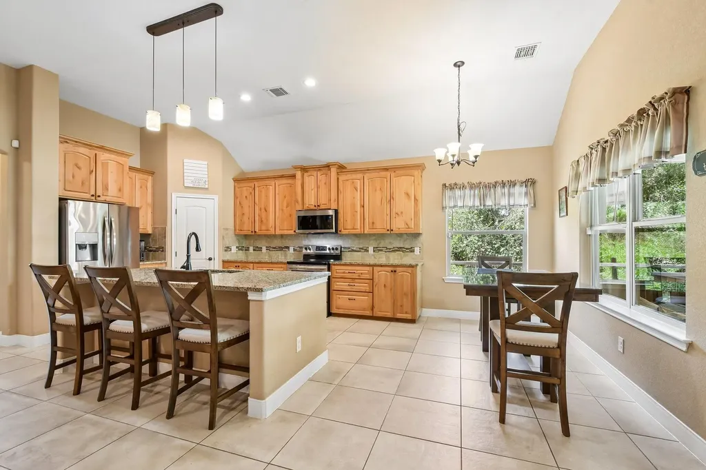 141 Upola Court Bastrop TX 78602