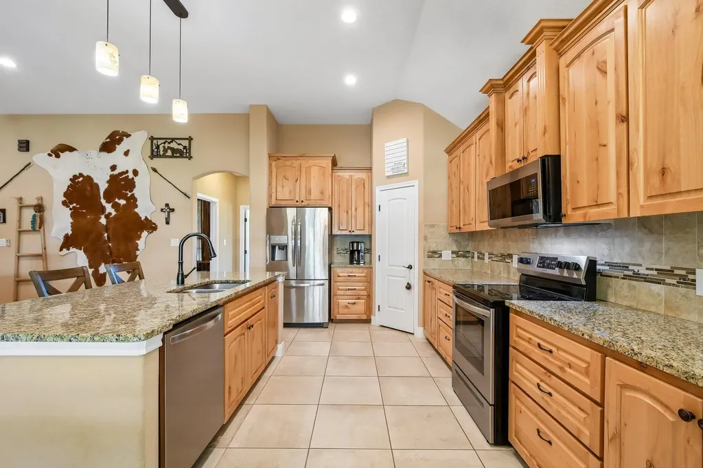 141 Upola Court Bastrop TX 78602