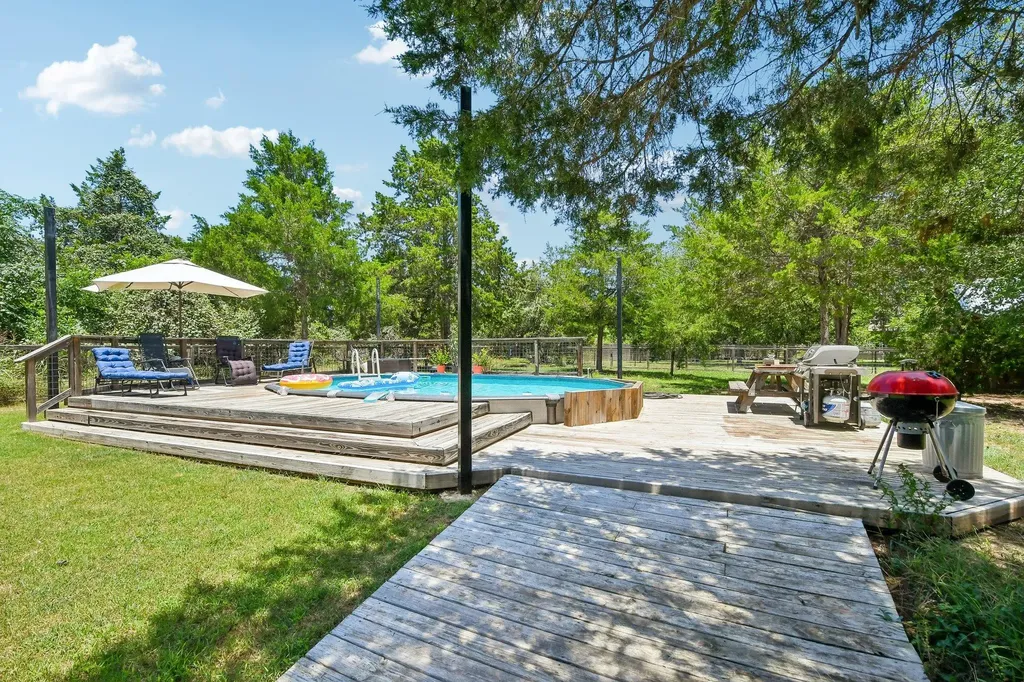 141 Upola Court Bastrop TX 78602