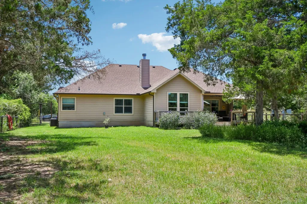 141 Upola Court Bastrop TX 78602