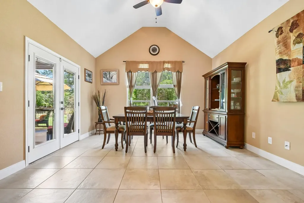 141 Upola Court Bastrop TX 78602
