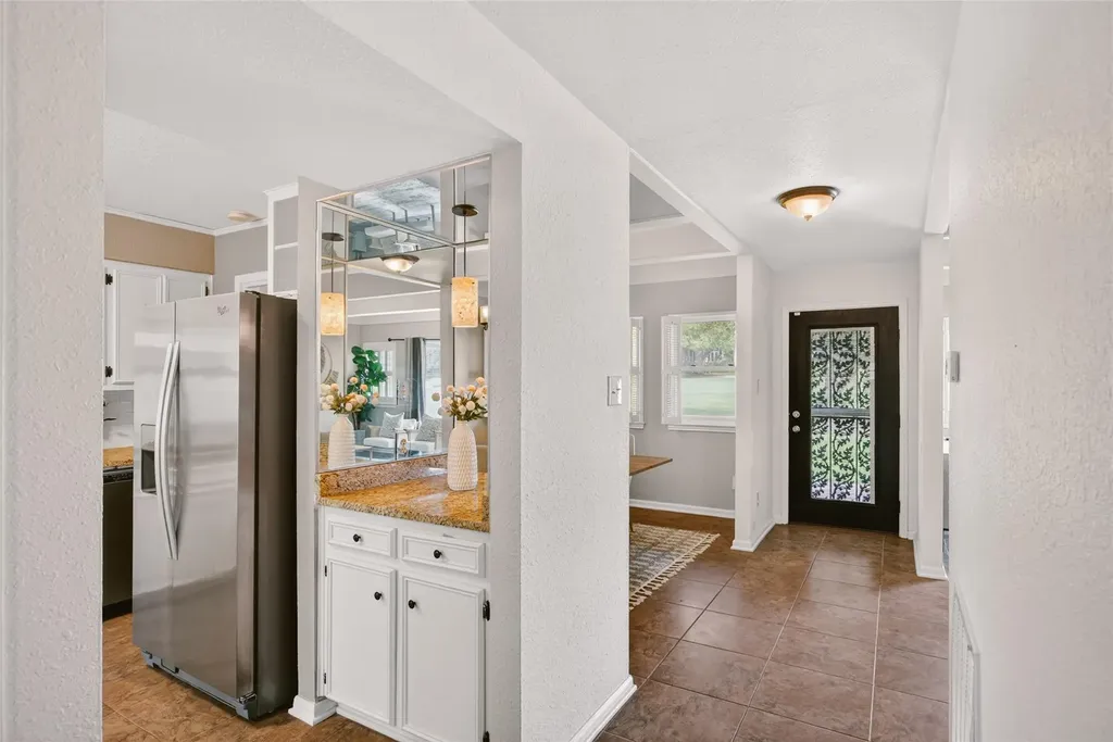 11121 Pinehurst Drive Austin TX 78747