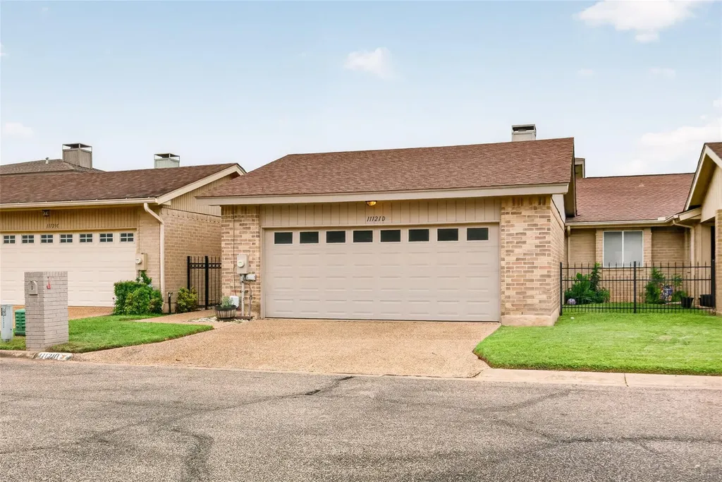 11121 Pinehurst Drive Austin TX 78747