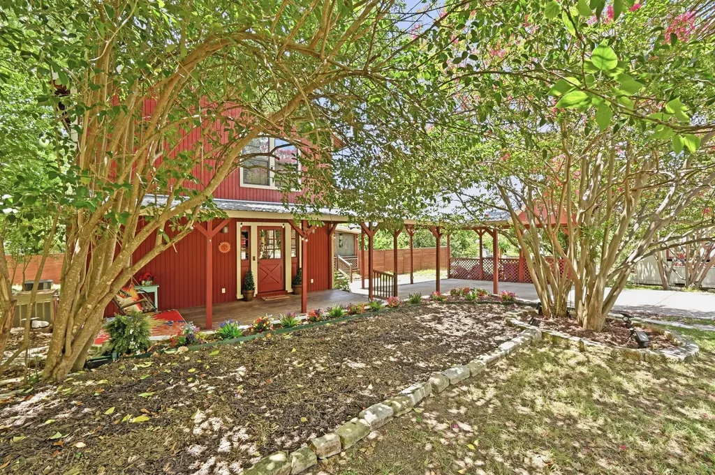2706 Palomino Drive Austin TX 78733