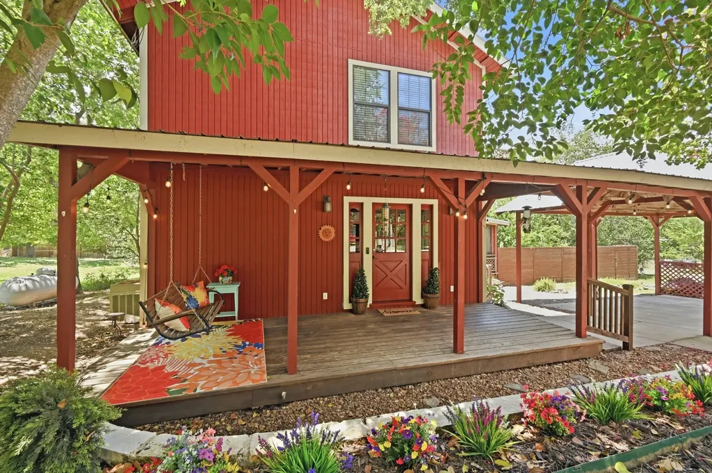 2706 Palomino Drive Austin TX 78733