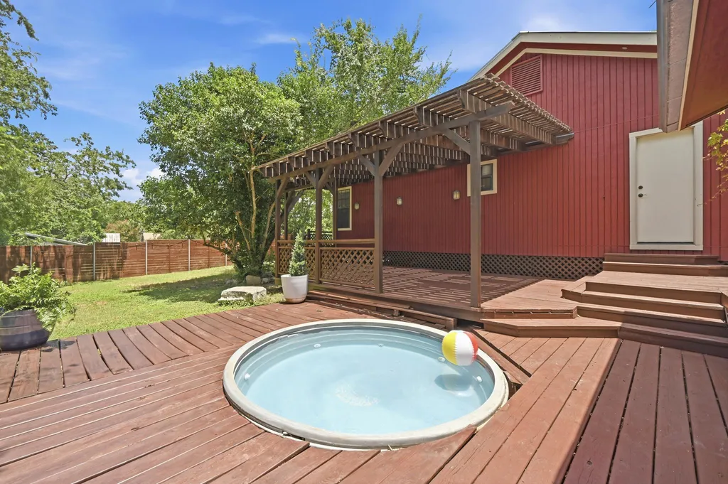 2706 Palomino Drive Austin TX 78733