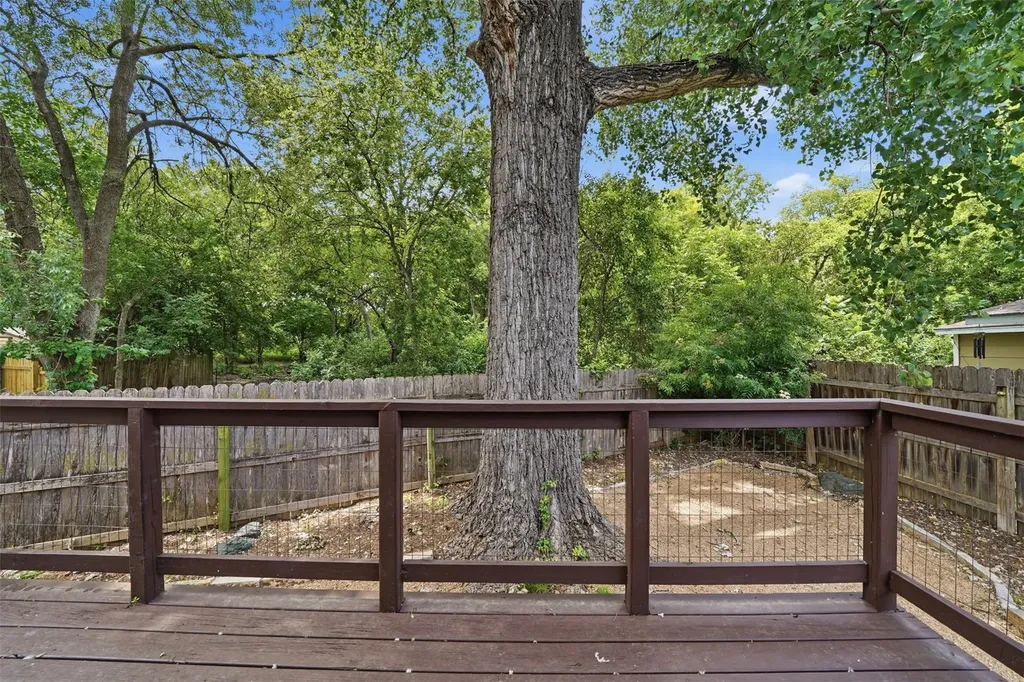 9504 N Creek Drive Austin TX 78753