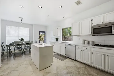 12621 Cinchring Lane Austin TX 78727