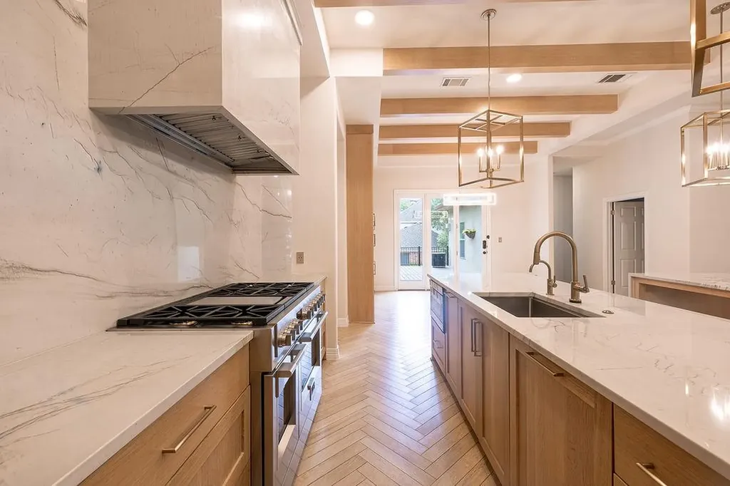 2906 Mill Reef Cove Austin TX 78746