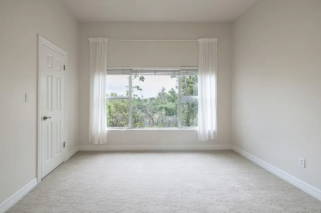 2906 Mill Reef Cove Austin TX 78746