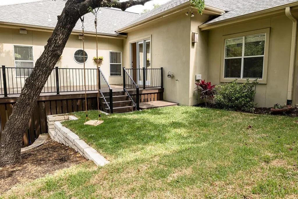 2906 Mill Reef Cove Austin TX 78746