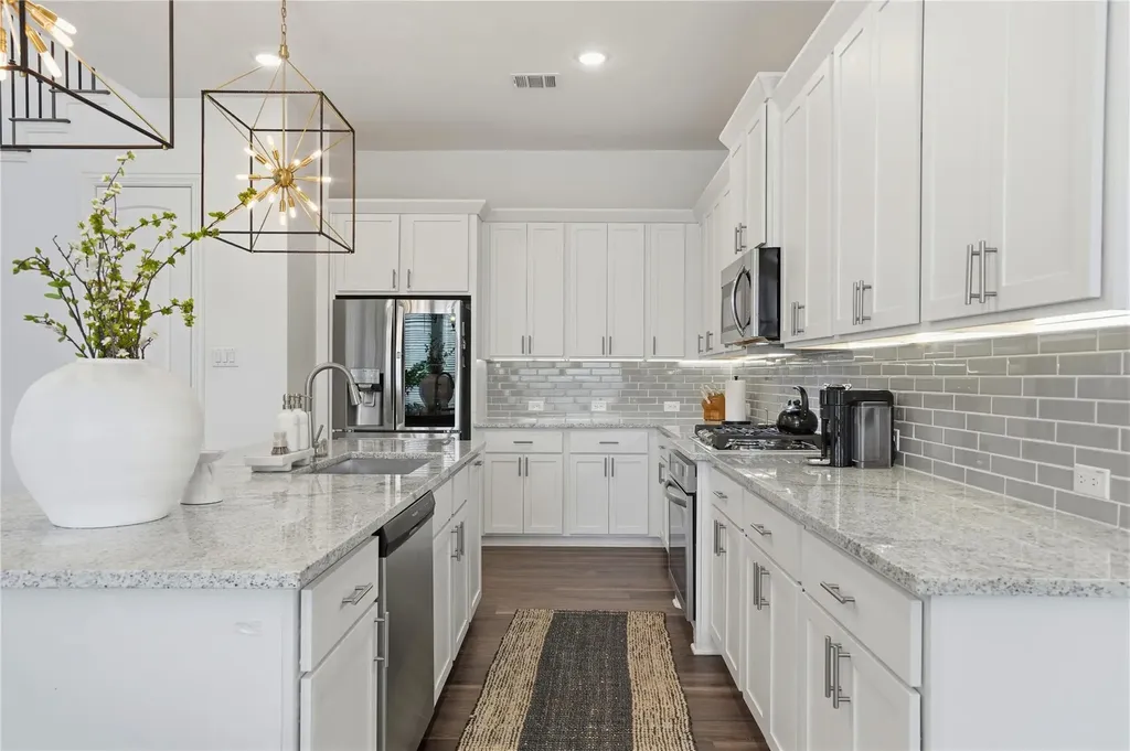 2804 Stone Branch Drive Leander TX 78641