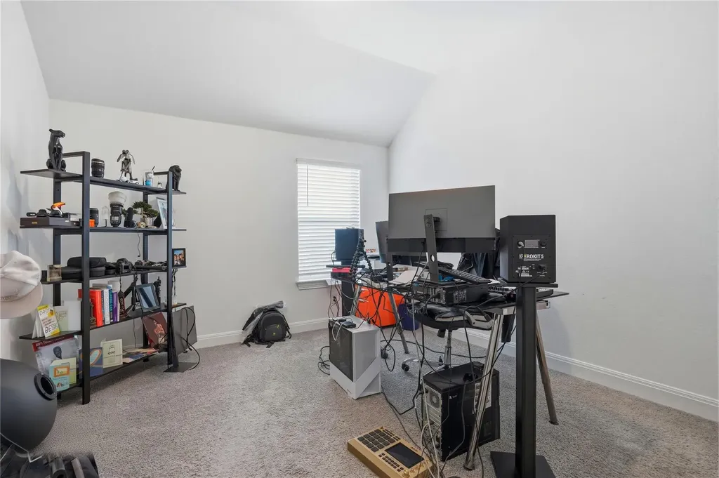 2804 Stone Branch Drive Leander TX 78641