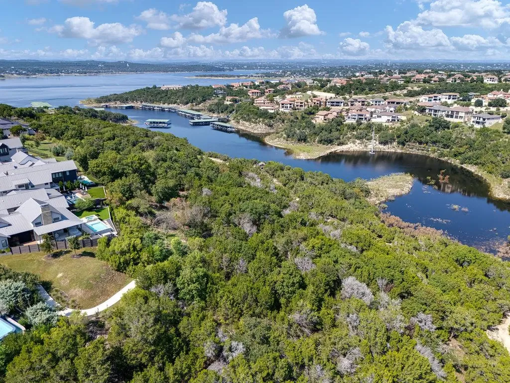 314 Hidden Beacon Bend Austin TX 78738