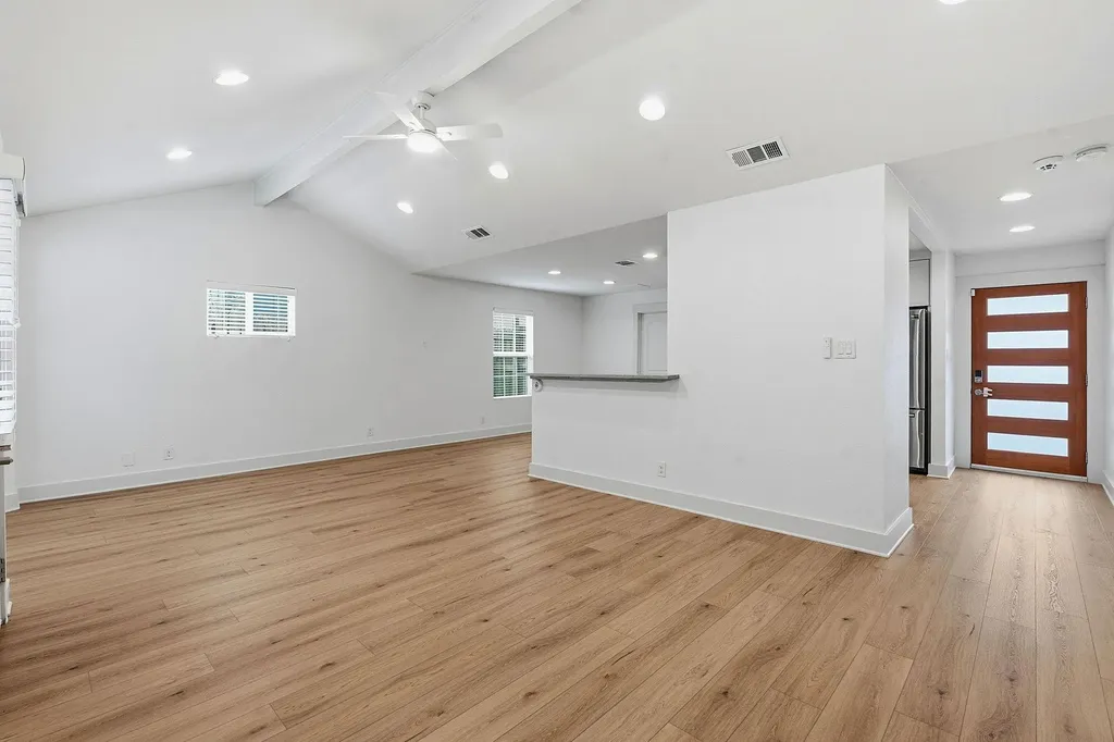 805 Nile Street Austin TX 78702
