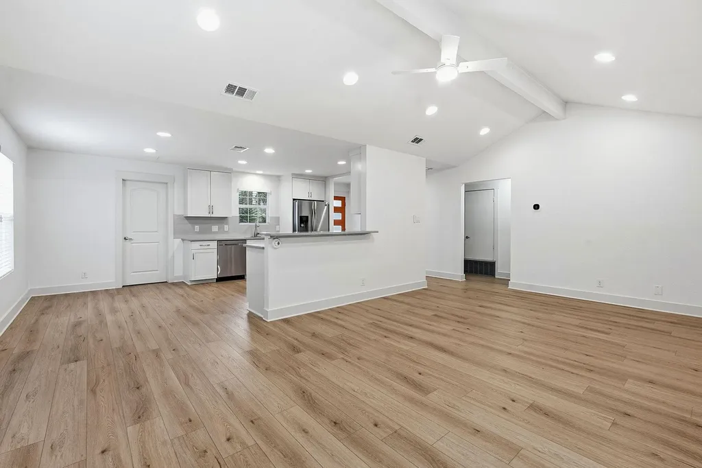 805 Nile Street Austin TX 78702
