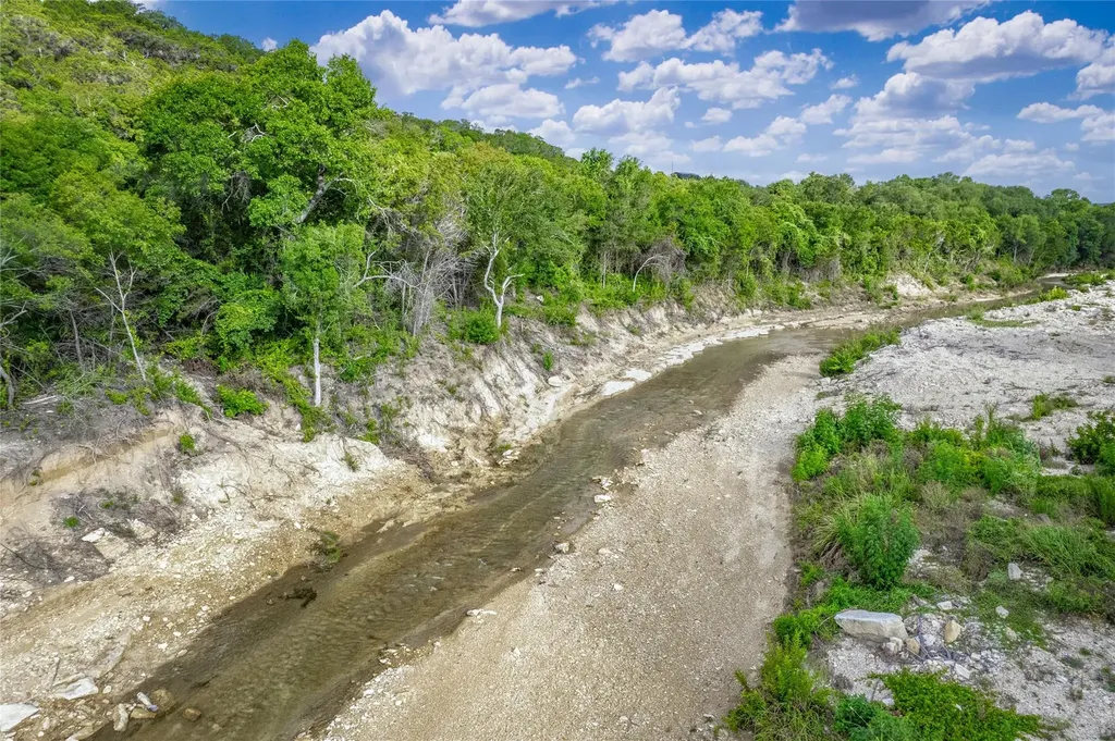 23111 Windy Valley Road Leander TX 78641