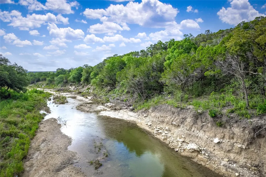 23111 Windy Valley Road Leander TX 78641
