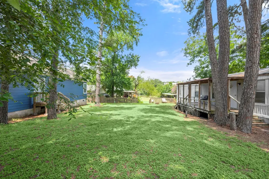 9649 Warm Spring Willis TX 77318