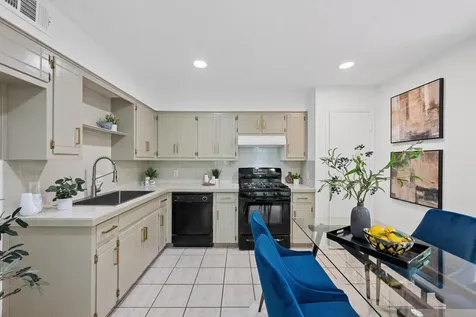 1511 Terrapin Court Austin TX 78746