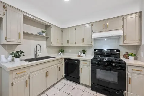 1511 Terrapin Court Austin TX 78746