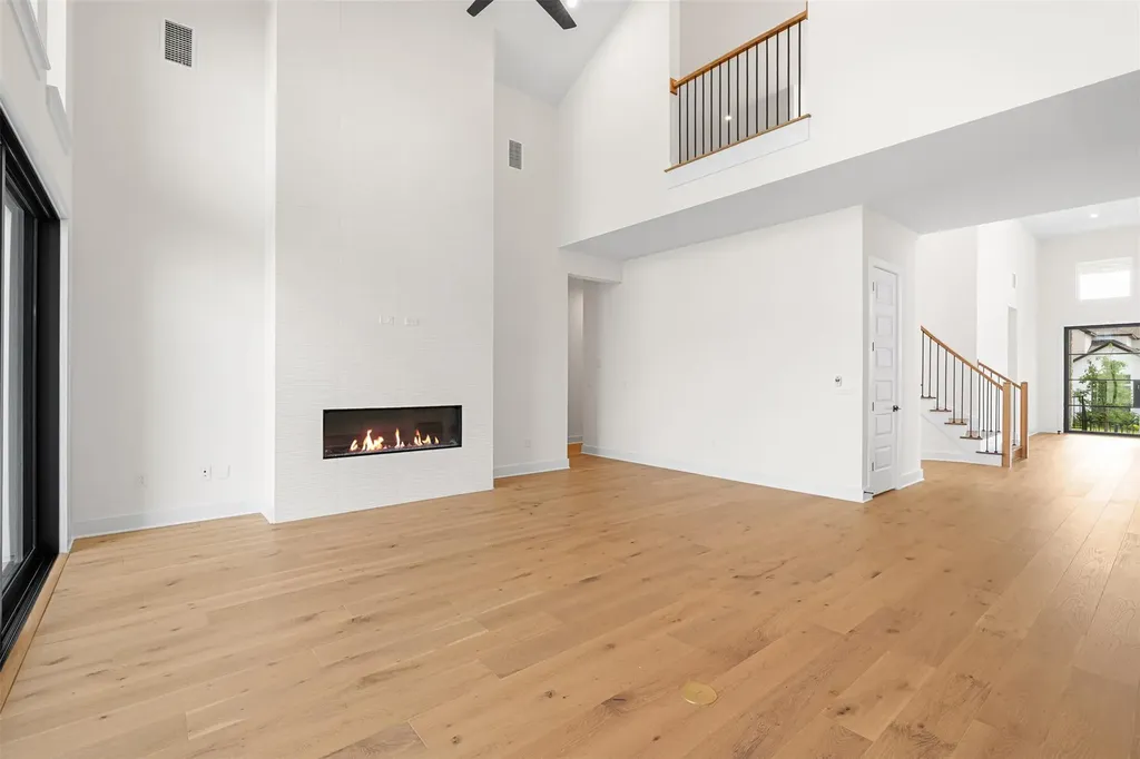 1813 Lucera Bend Leander TX 78641
