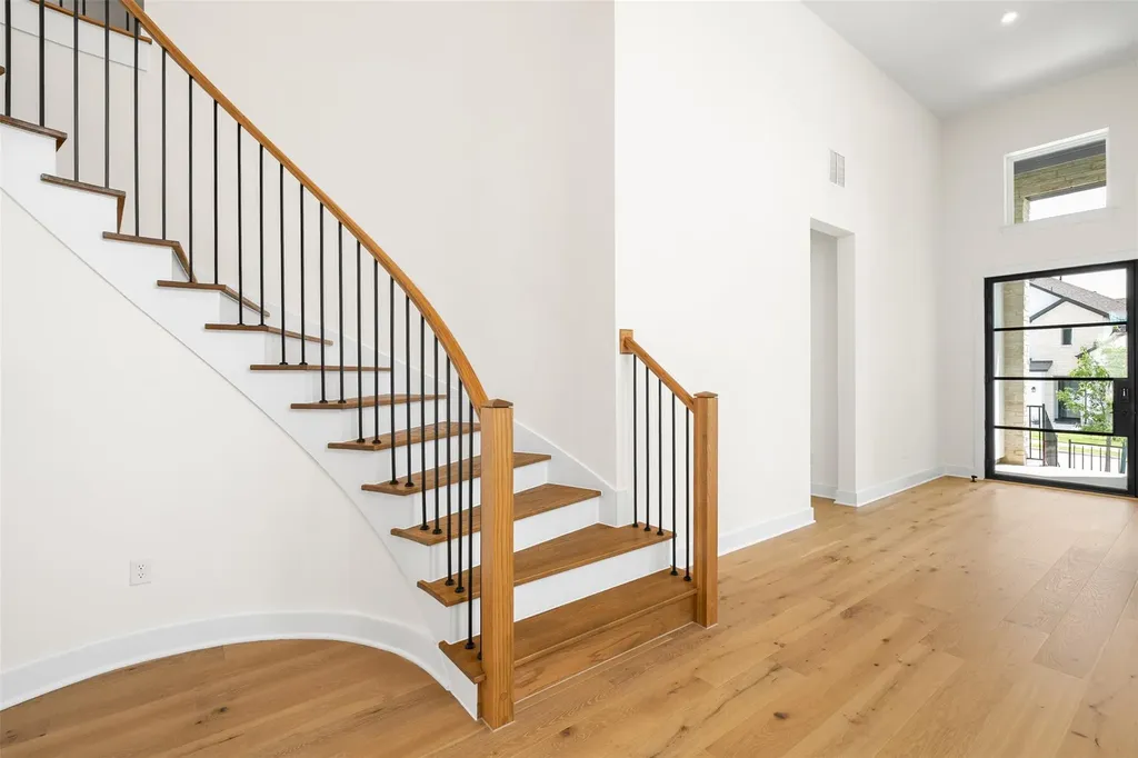 1813 Lucera Bend Leander TX 78641