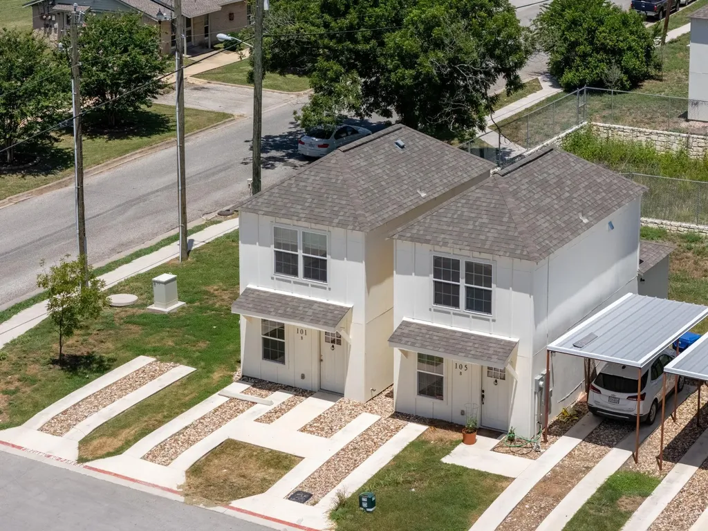 230 Debus Drive Taylor TX 76574